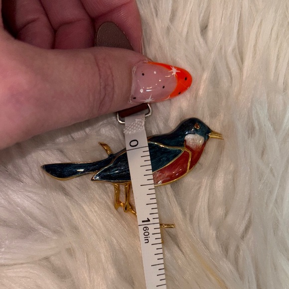 Elegant Enamel Bird Brooch - Picture 6 of 6